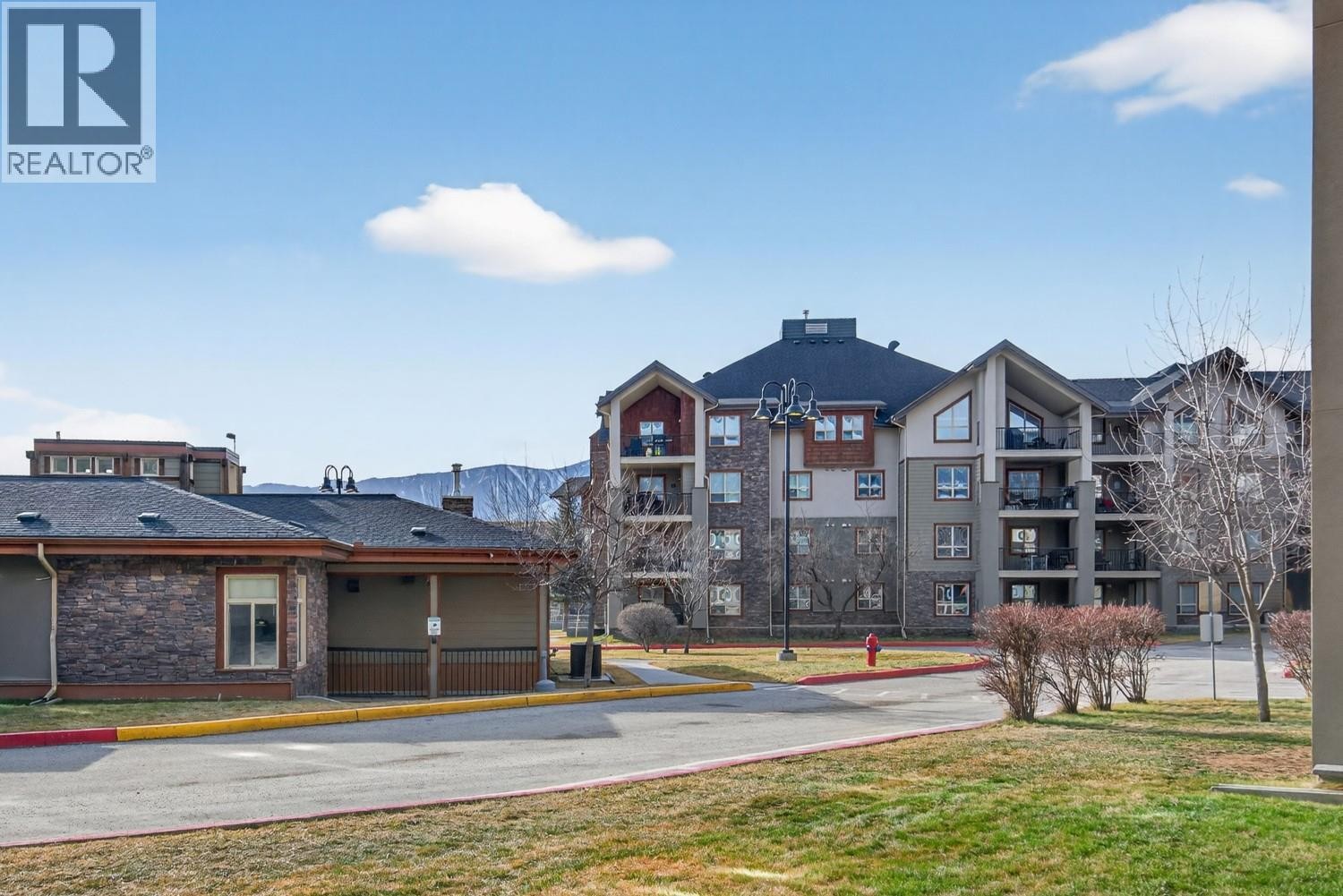 












205 Third Avenue Unit# 2102

,
Invermere,




British Columbia
V0A1K7

