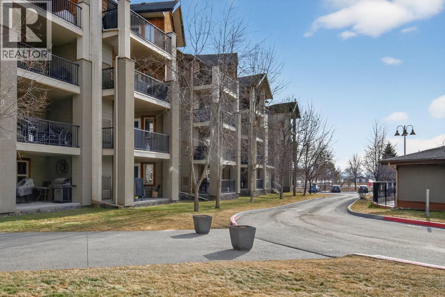 












205 Third Avenue Unit# 2102

,
Invermere,




British Columbia
V0A1K7

