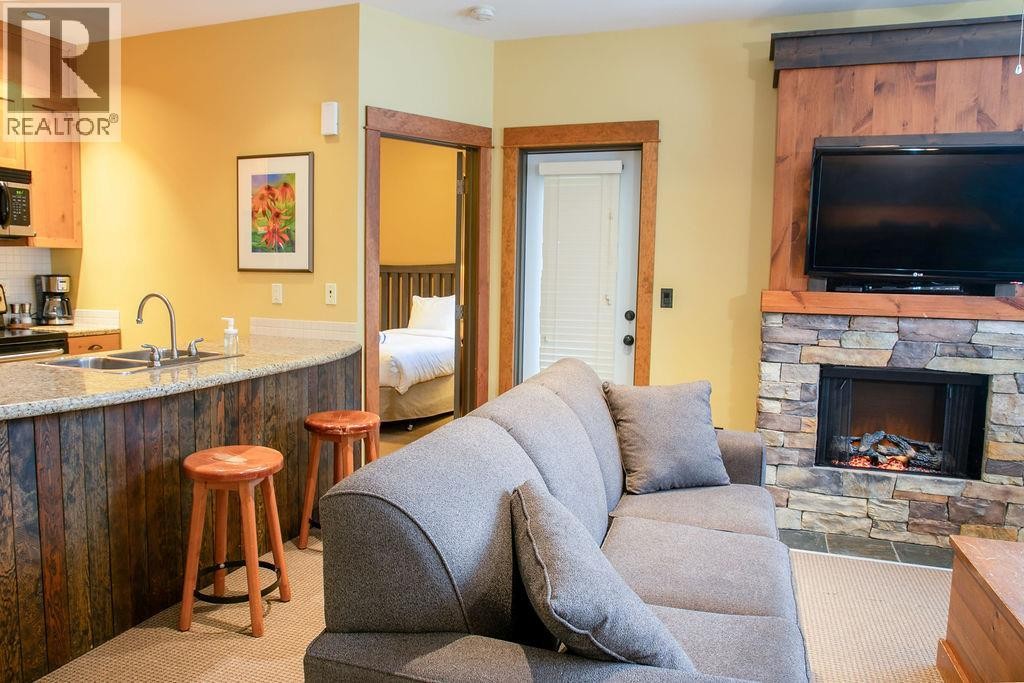 












4559 TIMBERLINE Crescent Unit# 631C

,
Fernie,




British Columbia
V0B1M6


