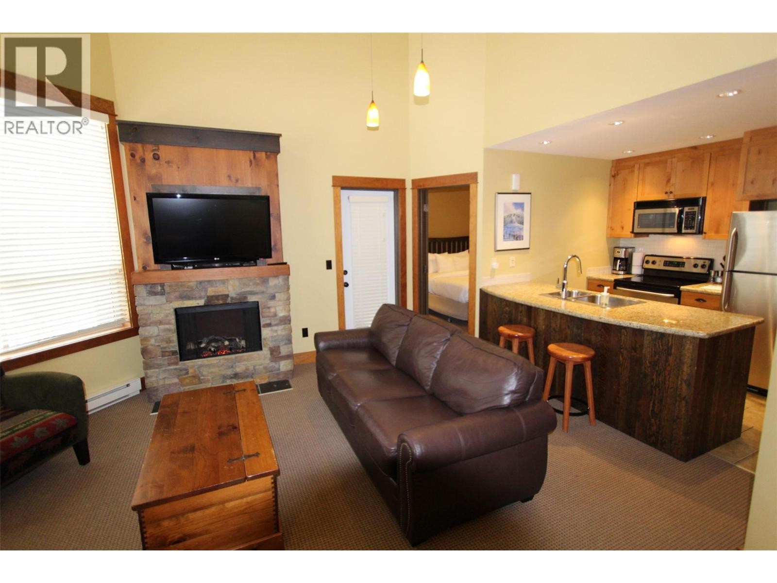 












4559 TIMBERLINE Crescent Unit# 645D

,
Fernie,




British Columbia
V0B1M6

