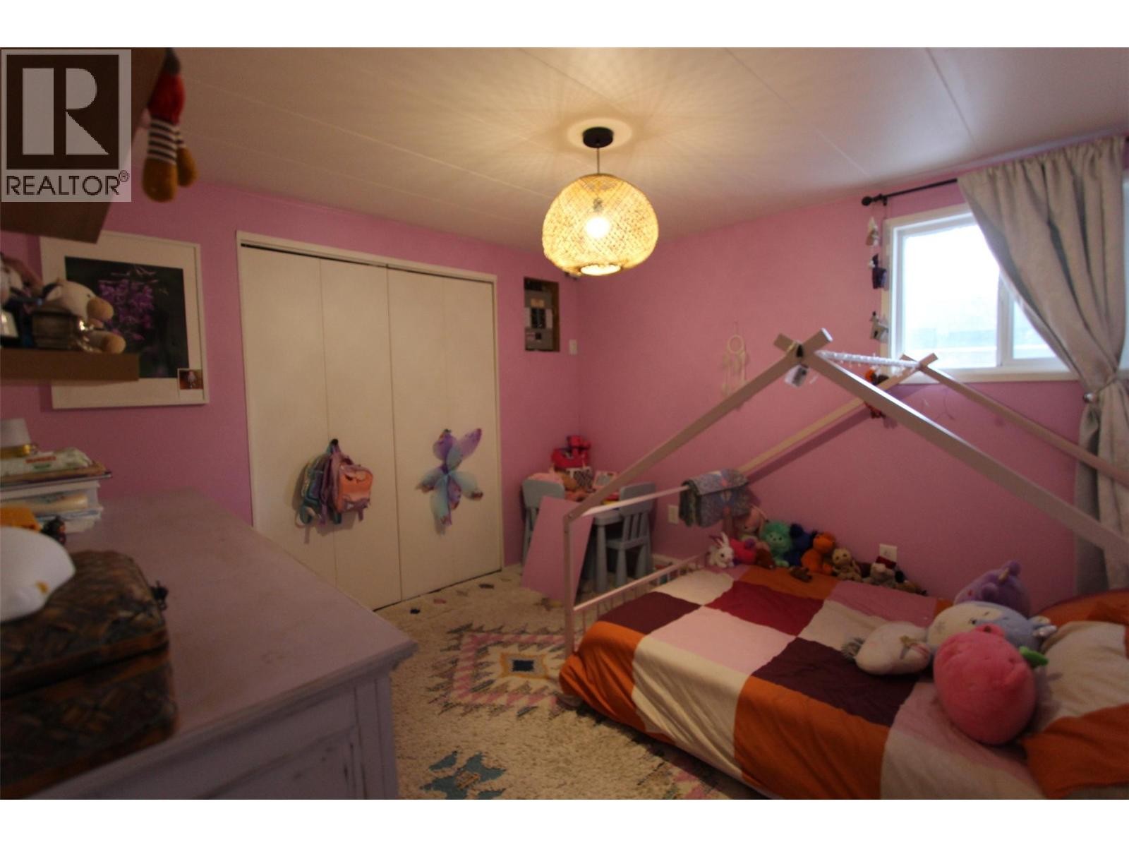 












E15 60 Cokato Road

,
Fernie,




British Columbia
V0B1M4

