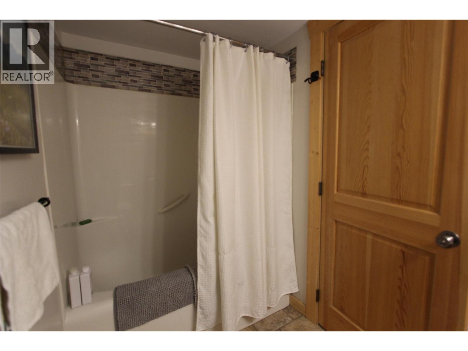 












102 34 Rivermount Place

,
Fernie,




British Columbia
V0B1M7

