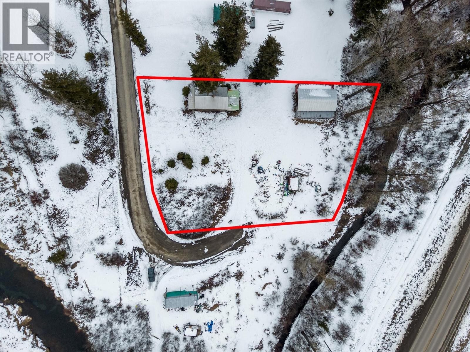 












9898 VICTORIA Street

,
Hosmer,







British Columbia
V0B1M5

