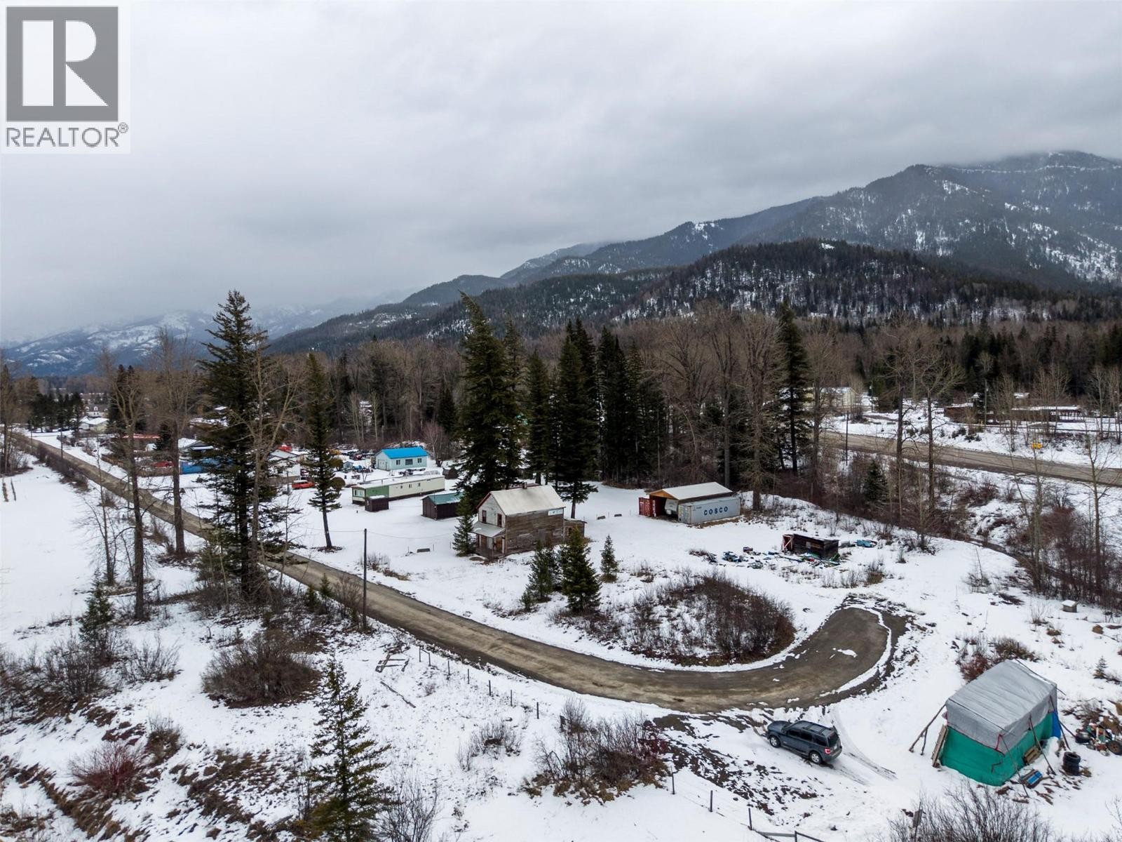 












9898 VICTORIA Street

,
Hosmer,







British Columbia
V0B1M5

