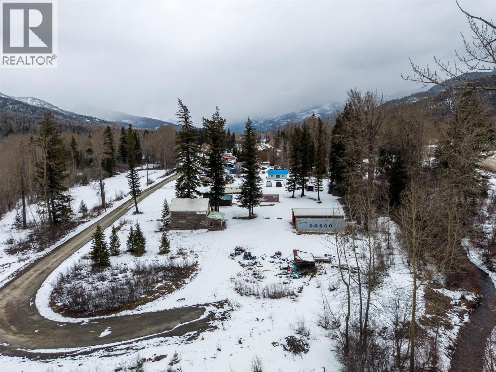 












9898 VICTORIA Street

,
Hosmer,







British Columbia
V0B1M5

