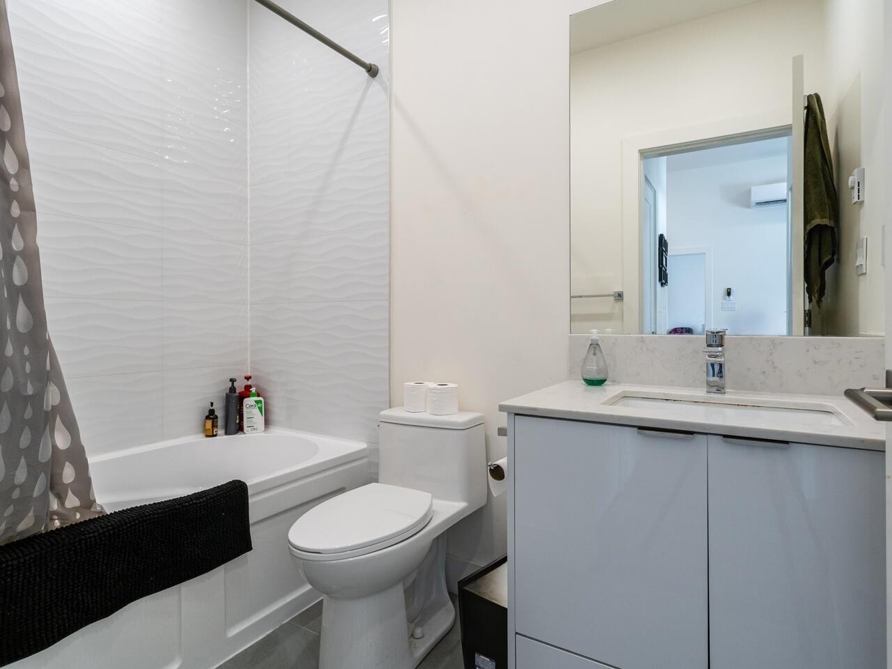 












A102 8447 202 STREET

,
Langley,




British Columbia
V2Y2B7

