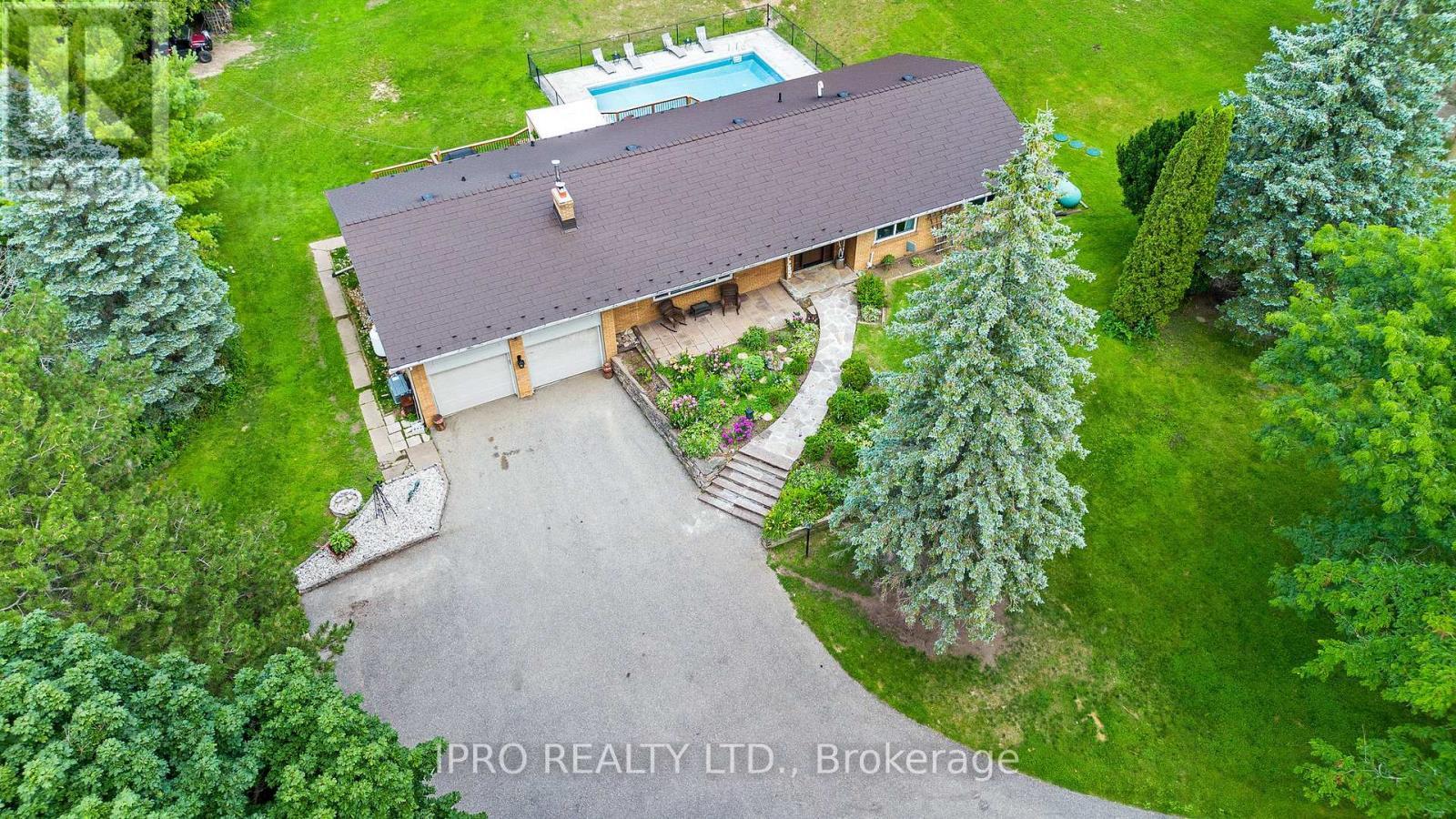 












19997 WILLOUGHBY RD

,
Caledon,




Ontario
L7K1W1

