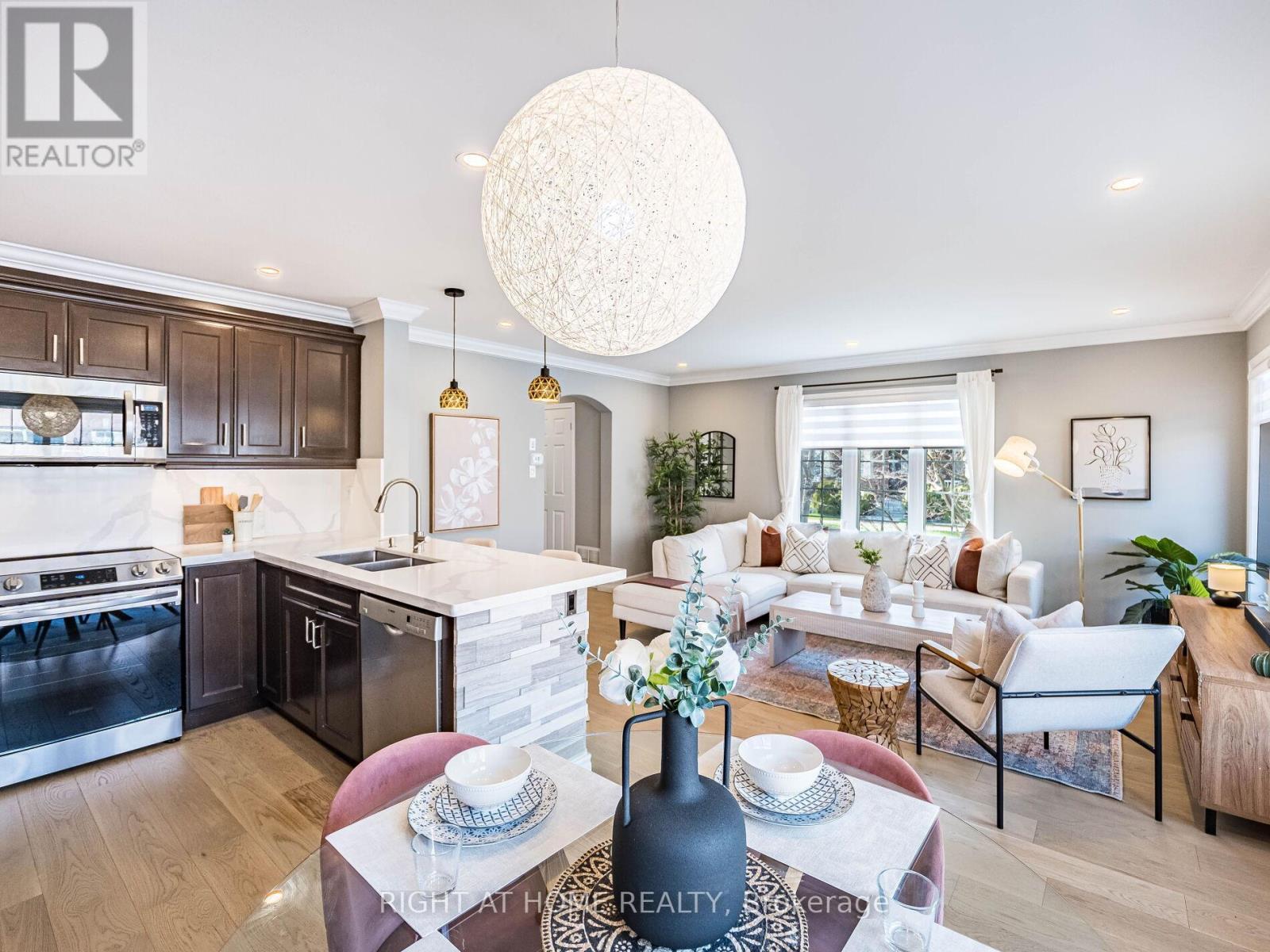 












645 GERVAIS TERRACE

,
Milton (CO Coates),




Ontario
L9T7R7

