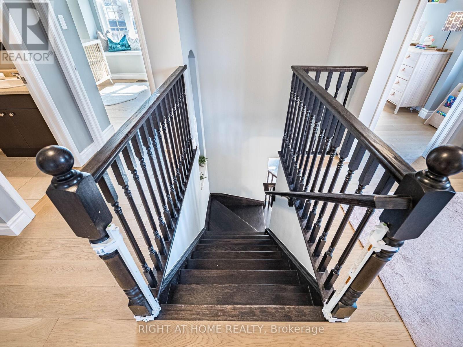 












645 GERVAIS TERRACE

,
Milton (CO Coates),




Ontario
L9T7R7


