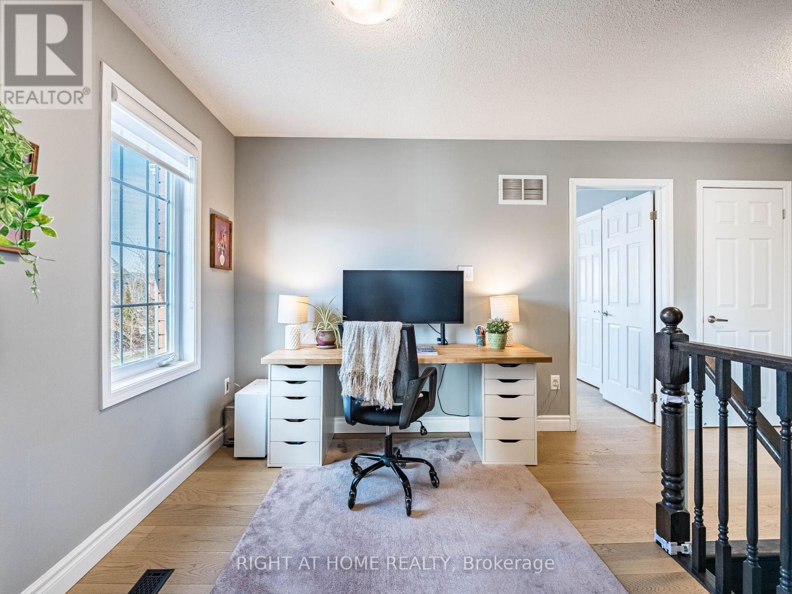 












645 GERVAIS TERRACE

,
Milton (CO Coates),




Ontario
L9T7R7

