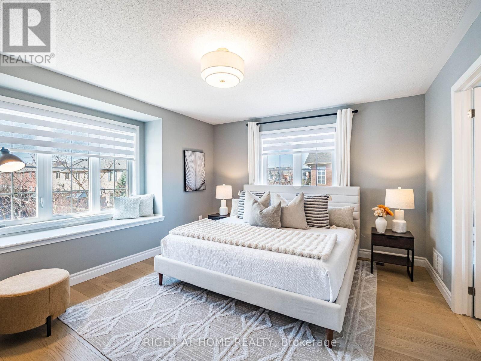 












645 GERVAIS TERRACE

,
Milton (CO Coates),




Ontario
L9T7R7

