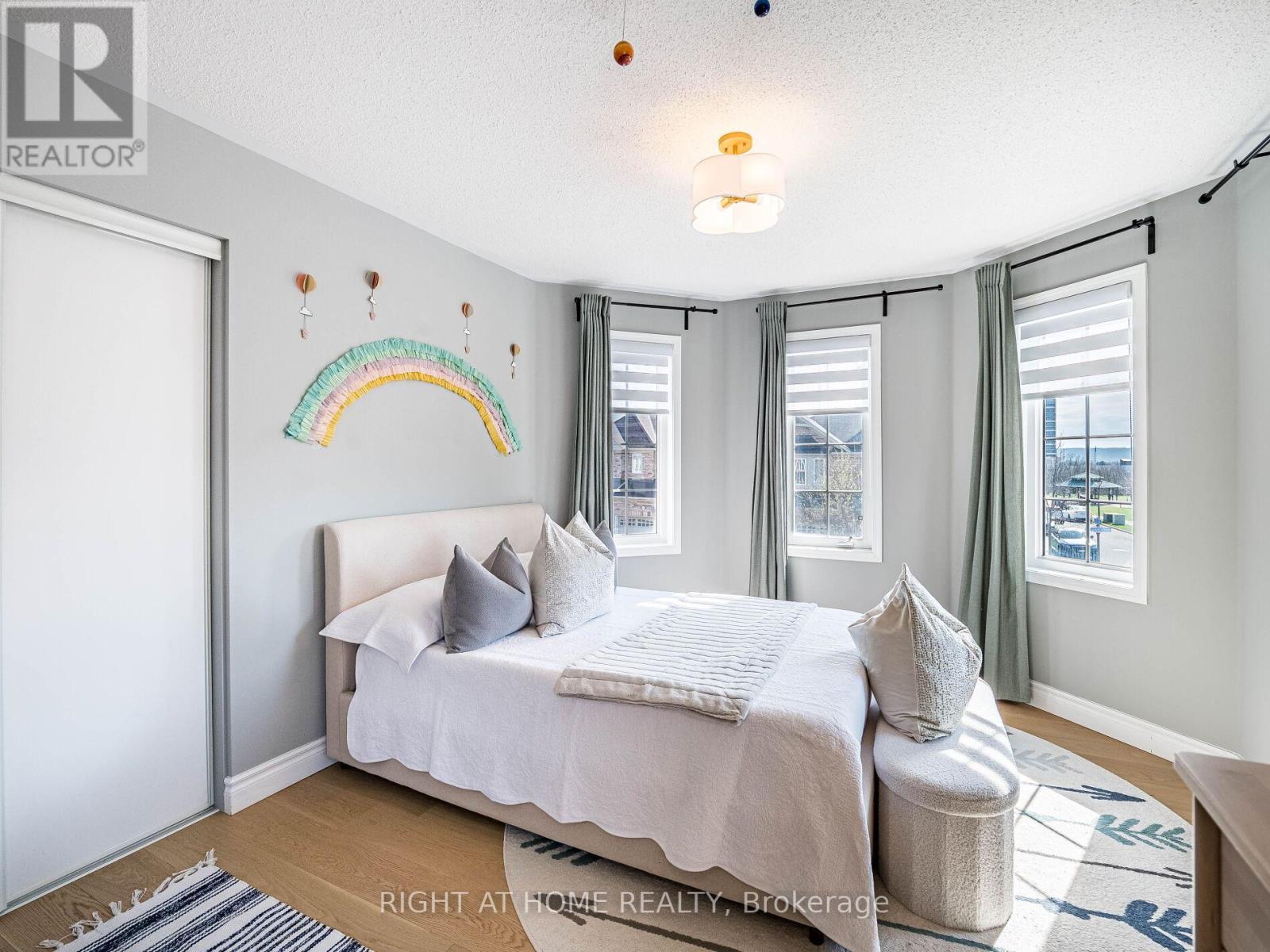 












645 GERVAIS TERRACE

,
Milton (CO Coates),




Ontario
L9T7R7

