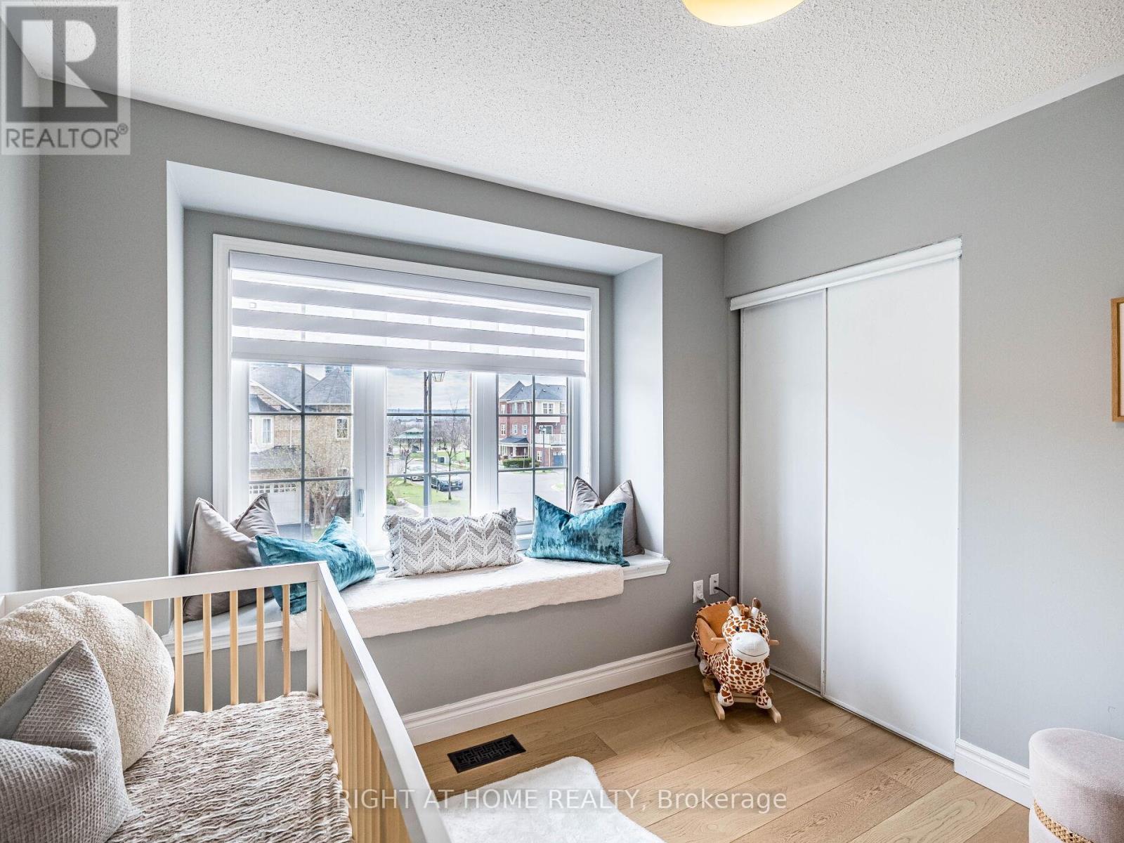 












645 GERVAIS TERRACE

,
Milton (CO Coates),




Ontario
L9T7R7

