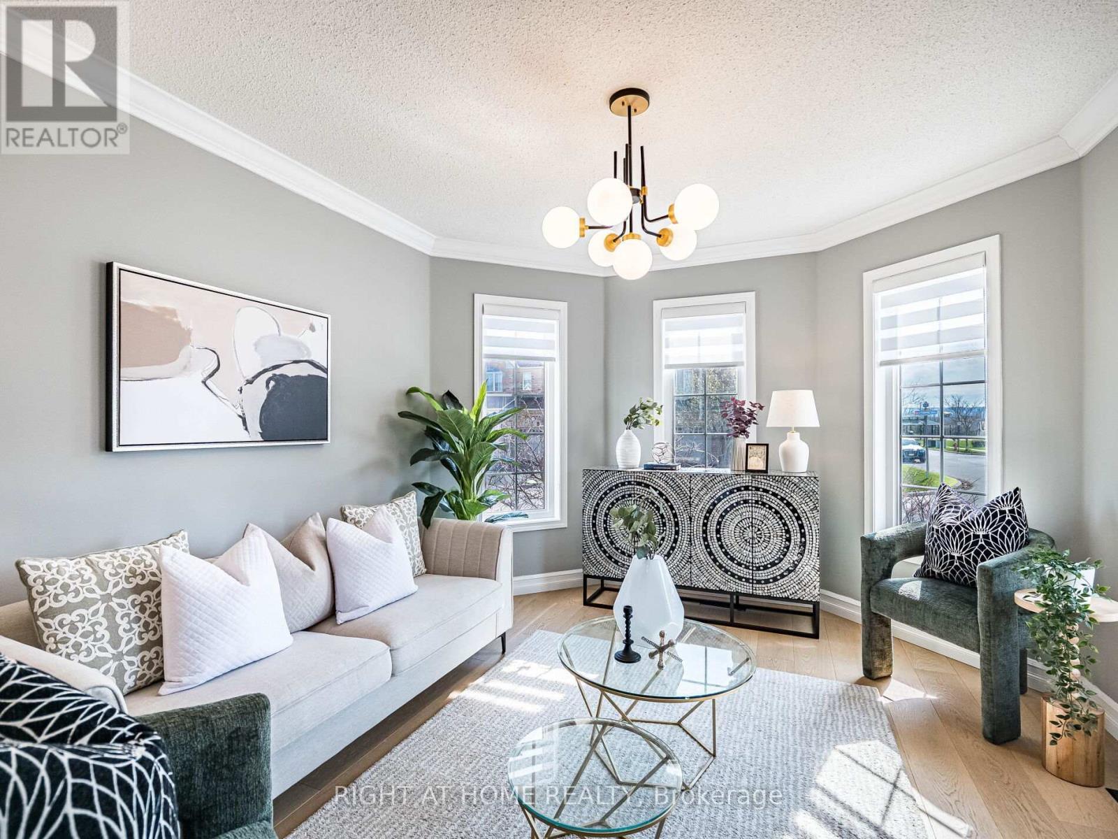 












645 GERVAIS TERRACE

,
Milton (CO Coates),




Ontario
L9T7R7

