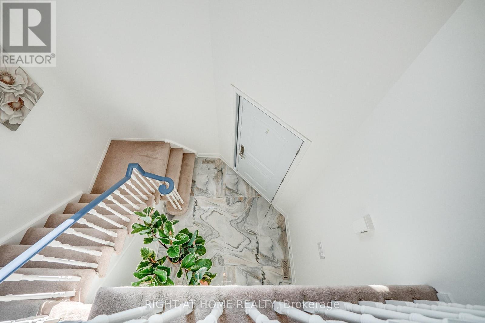 












3251 GREENBELT CRESCENT

,
Mississauga (Lisgar),




Ontario
L5N5X8

