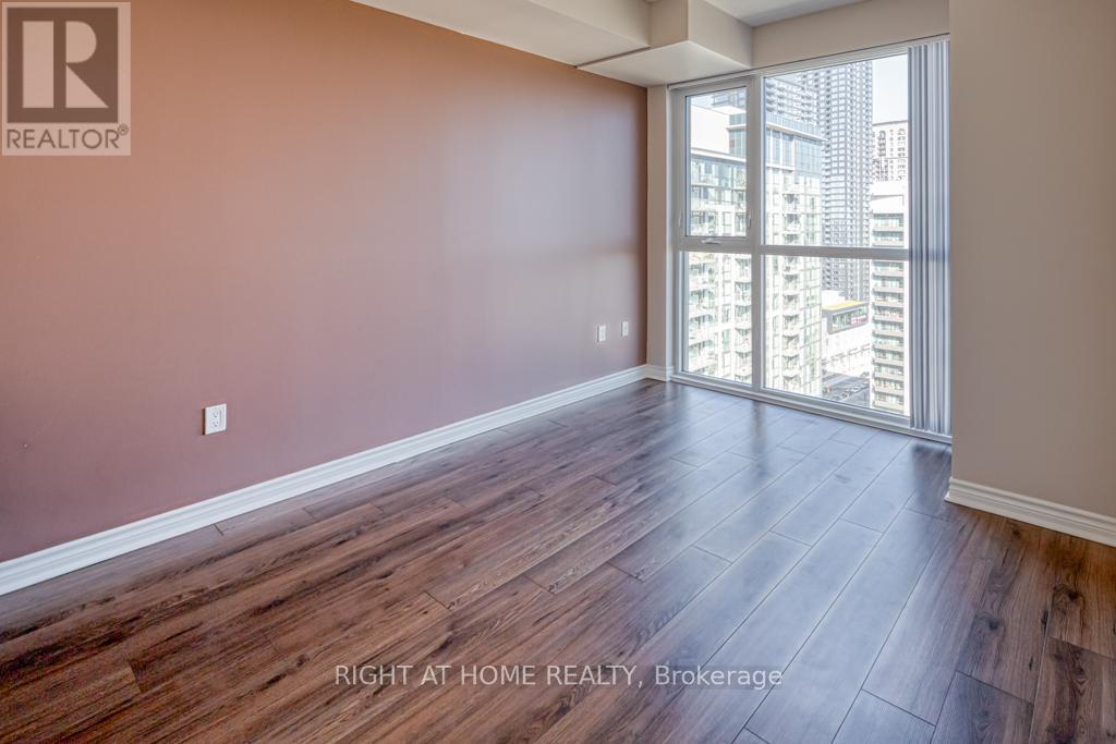 












2310 - 349 RATHBURN ROAD W

,
Mississauga (City Centre),




Ontario
L5B0G9

