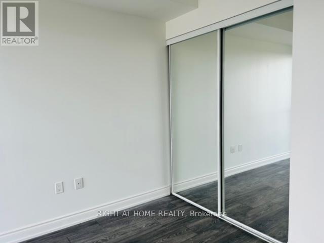 












312 - 1050 MAIN STREET E

,
Milton (DE Dempsey),




Ontario
L9T9M3

