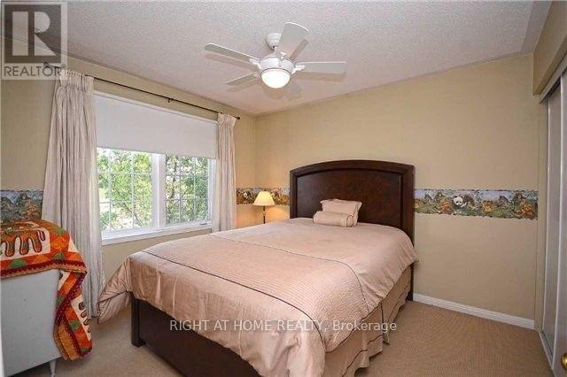 












2546 DASHWOOD DRIVE

,
Oakville (WT West Oak Trails),




Ontario
L6M4C2

