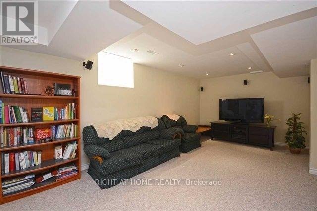 












2546 DASHWOOD DRIVE

,
Oakville (WT West Oak Trails),




Ontario
L6M4C2

