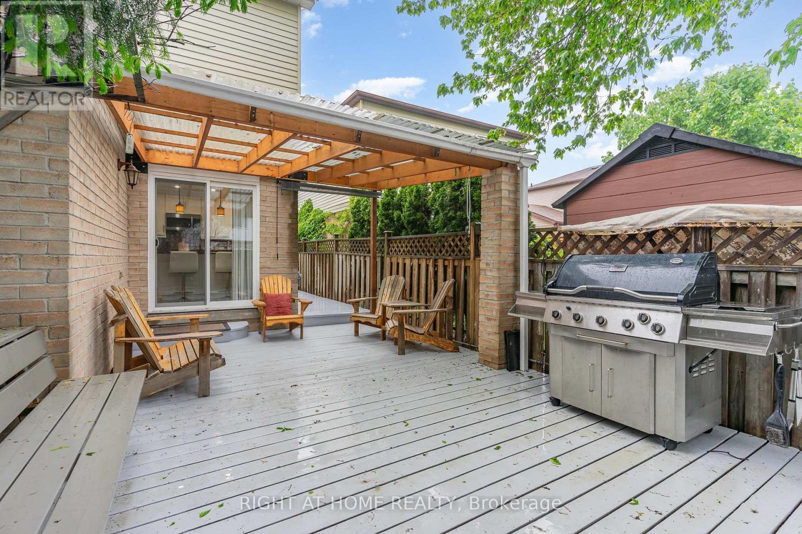 












6829 MARKWOOD PLACE

,
Mississauga (Meadowvale),




Ontario
L5N4K7

