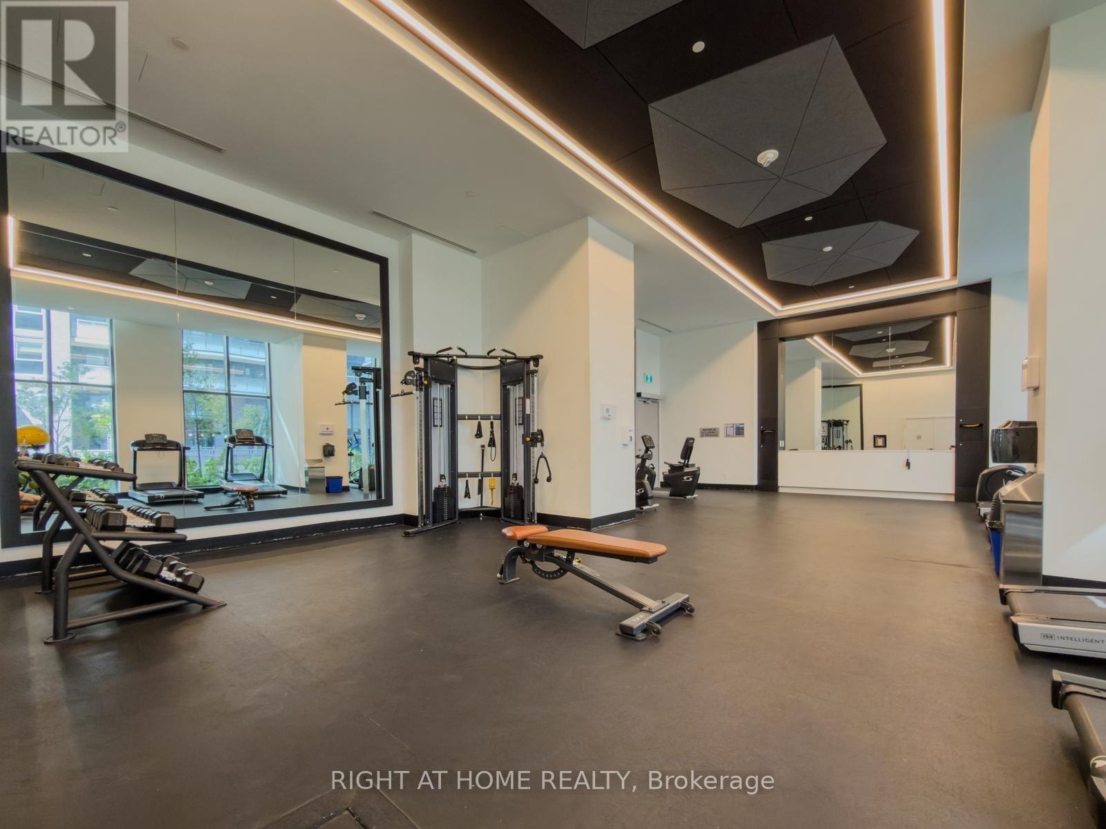 












1404 - 30 SAMUEL WOOD WAY

,
Toronto (Islington-City Centre West),




Ontario
M9B0C9

