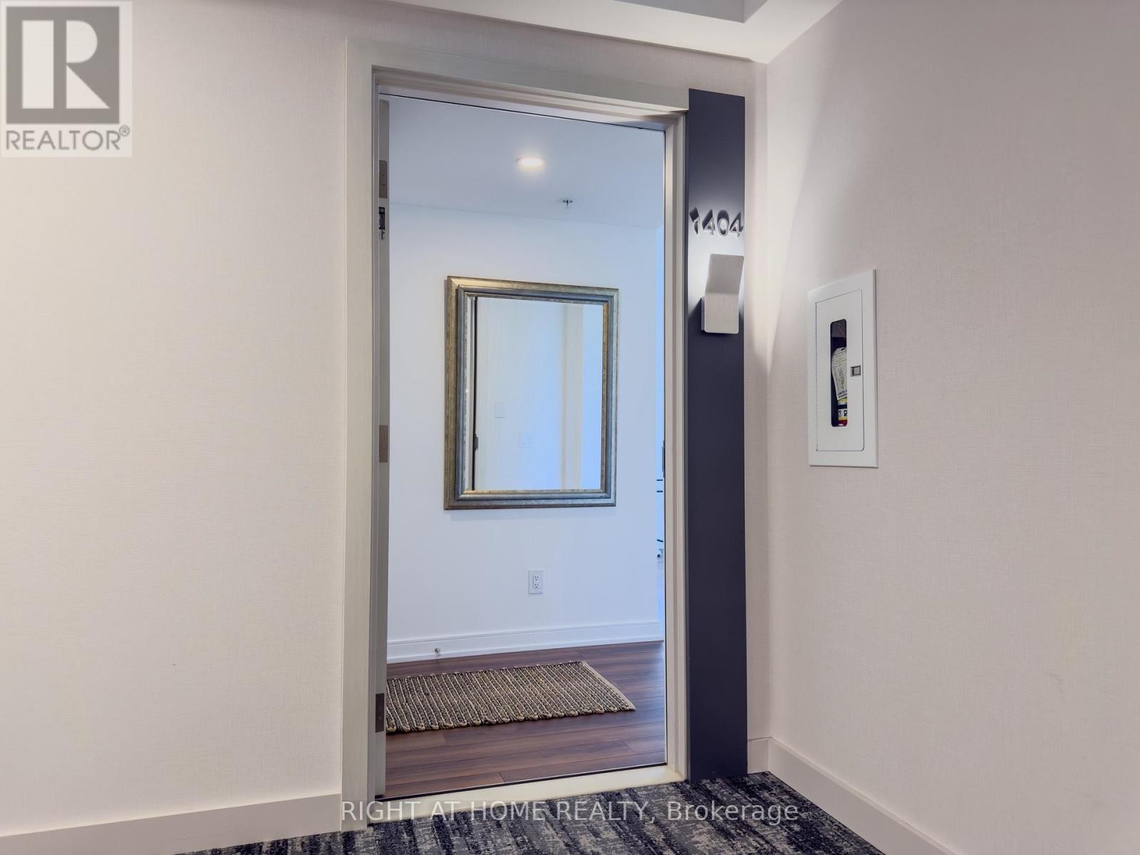 












1404 - 30 SAMUEL WOOD WAY

,
Toronto (Islington-City Centre West),




Ontario
M9B0C9

