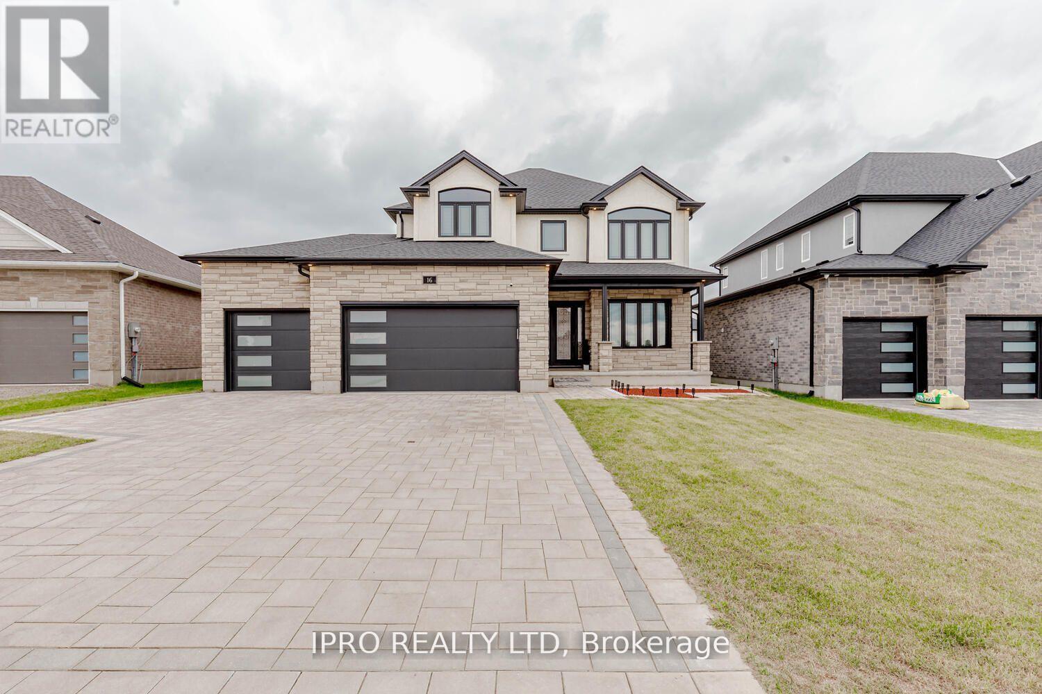 












16 HAZELWOOD PASS,

,
Thames Centre,




Ontario
N0L1G2

