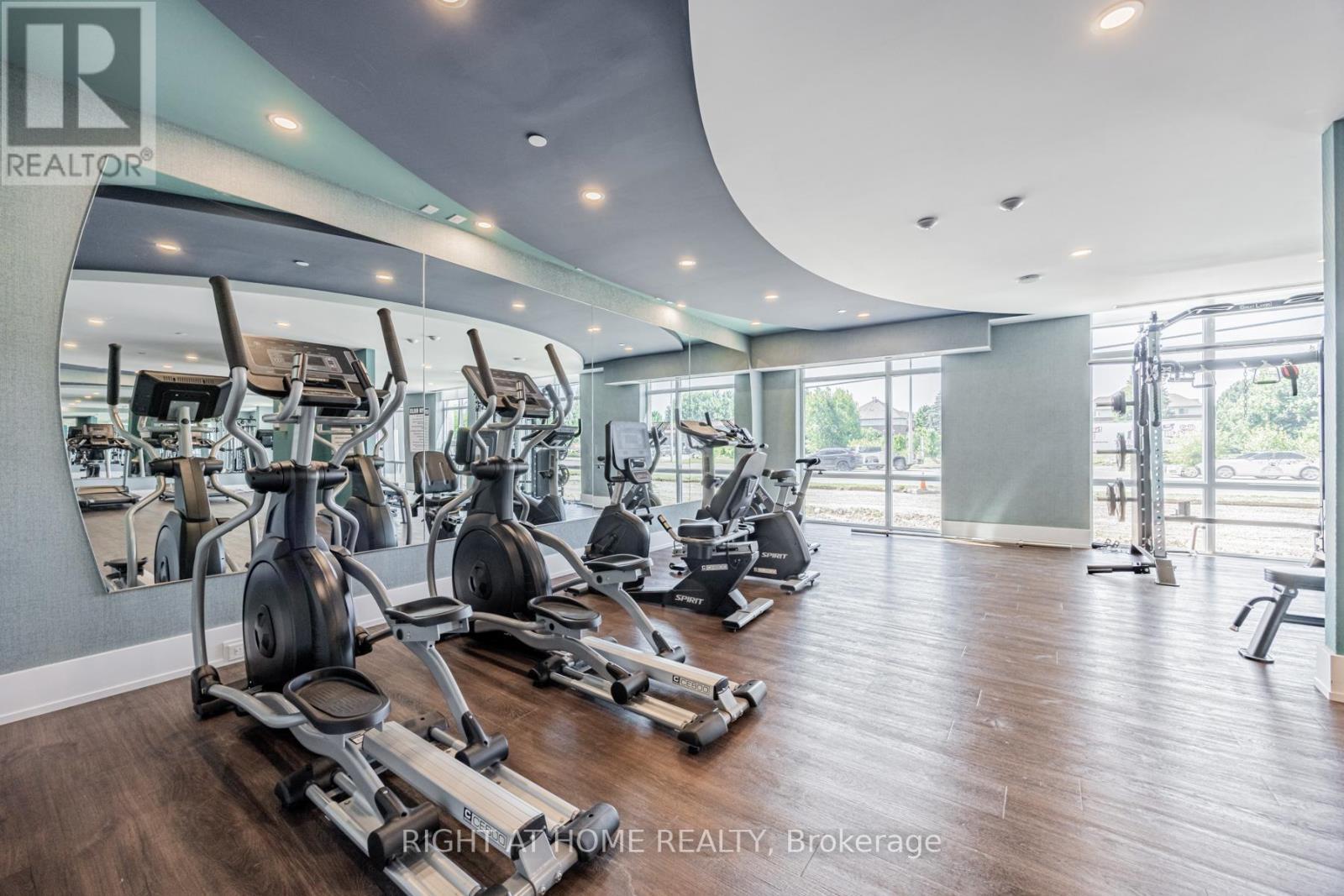 












105 - 450 DUNDAS STREET E

,
Hamilton (Waterdown),




Ontario
L8B1Z2

