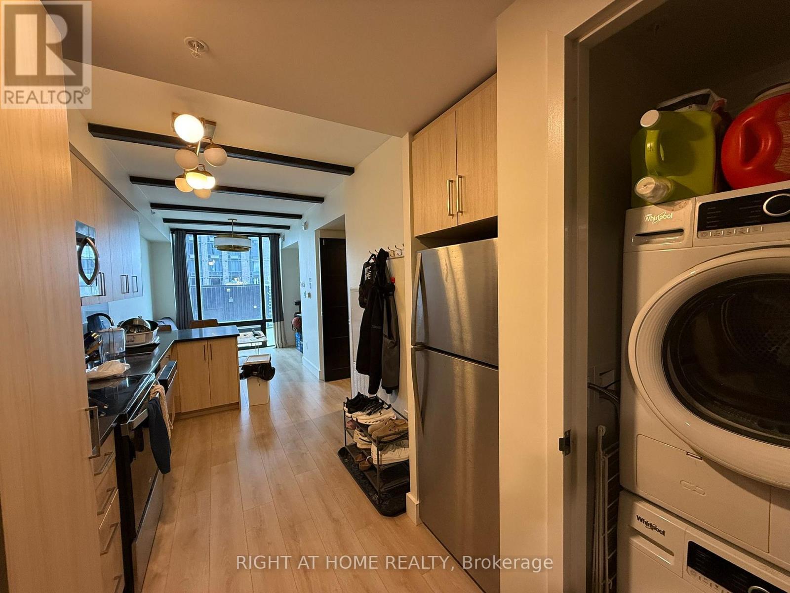 












925 - 145 COLUMBIA STREET W

,
Waterloo,




Ontario
N2L0K7

