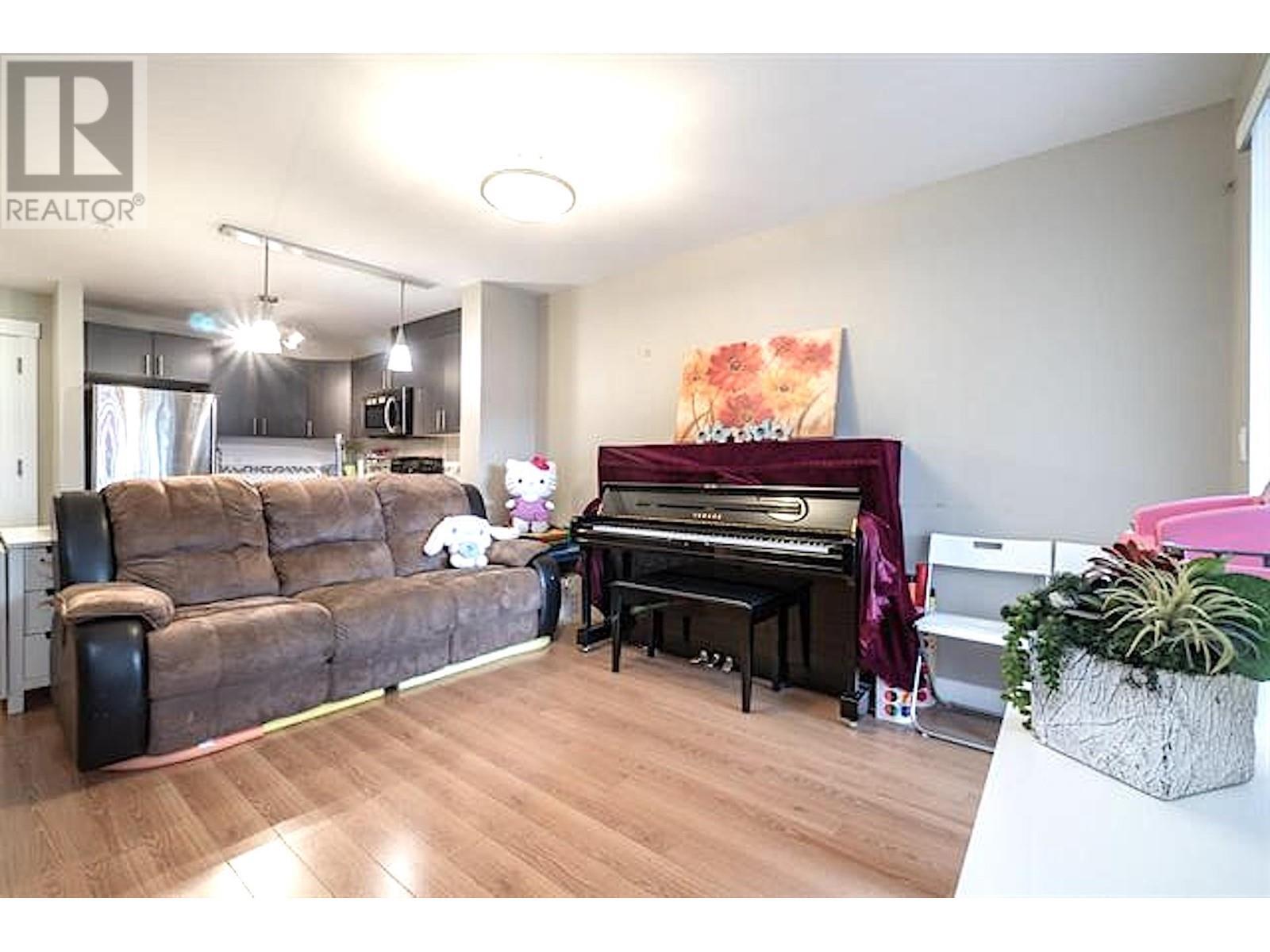 












212 7738 EDMONDS STREET

,
Burnaby,




British Columbia
V3N1B8

