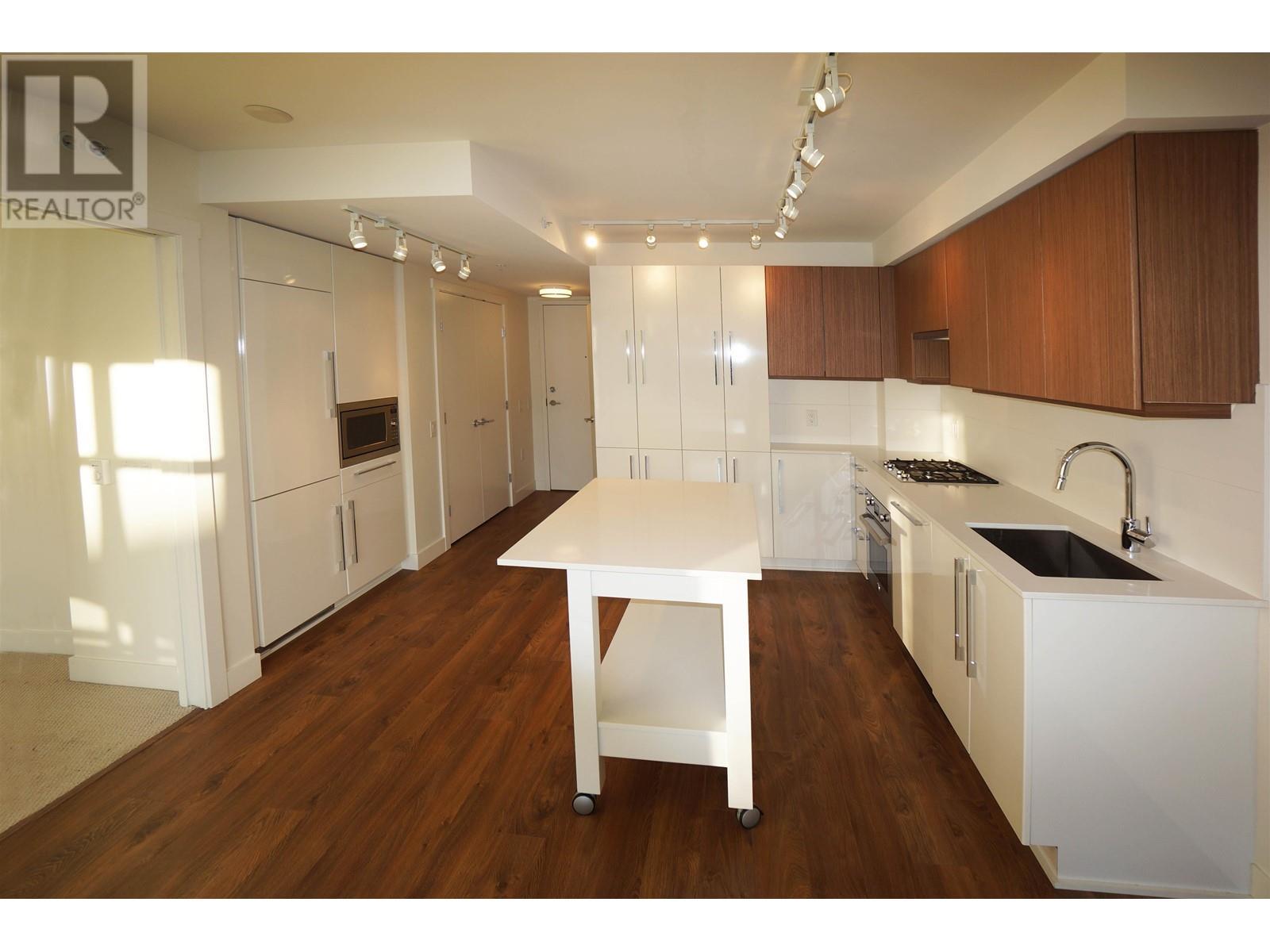 












207 188 AGNES STREET

,
New Westminster,




British Columbia
V3L0H6

