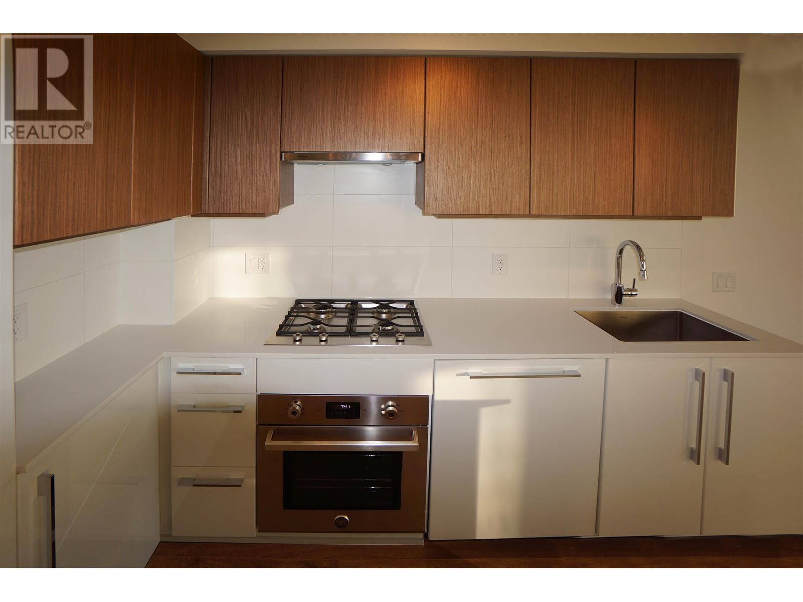 












207 188 AGNES STREET

,
New Westminster,




British Columbia
V3L0H6

