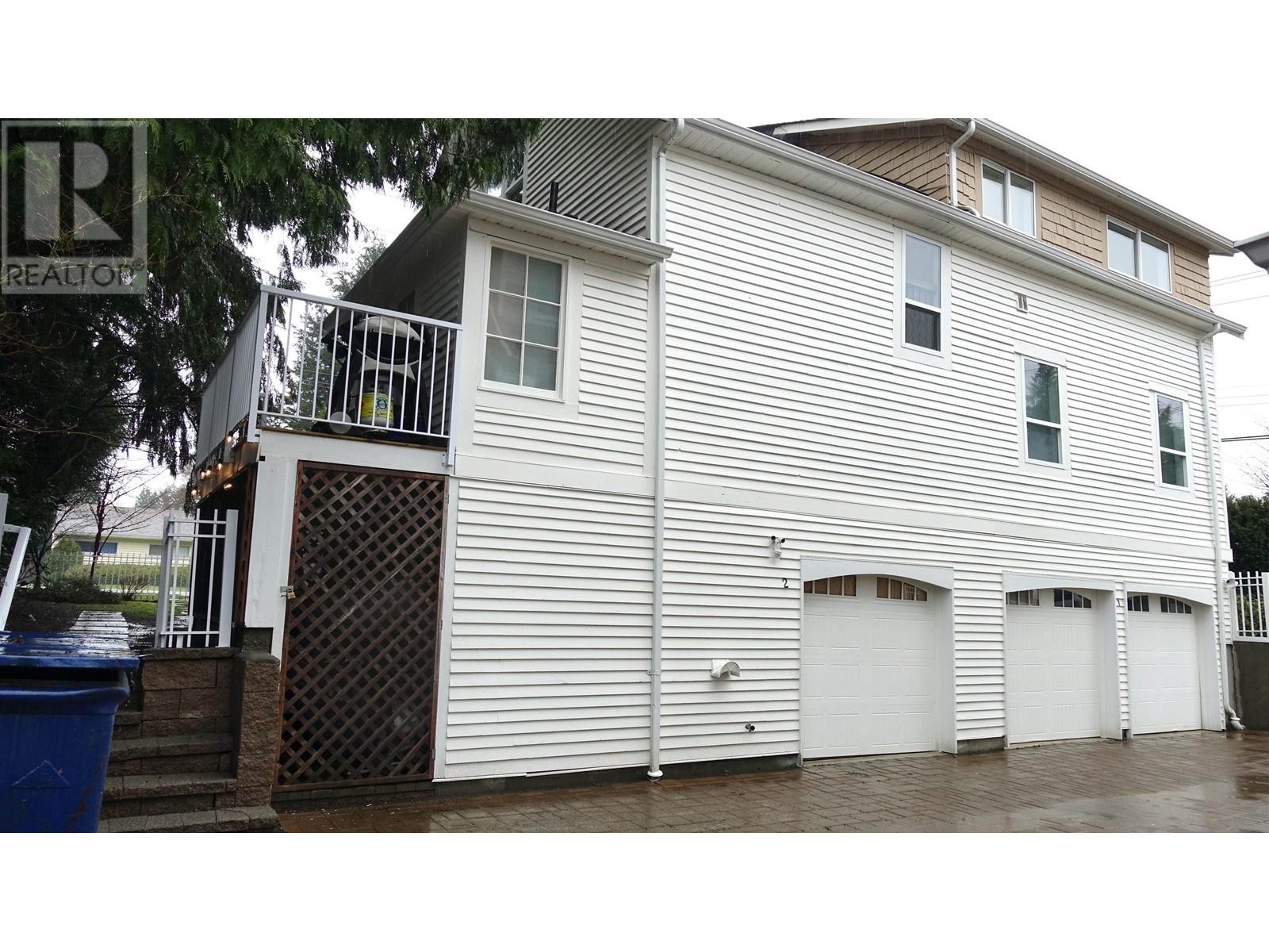 












2 12016 YORK STREET

,
Maple Ridge,




British Columbia
V2X3H3

