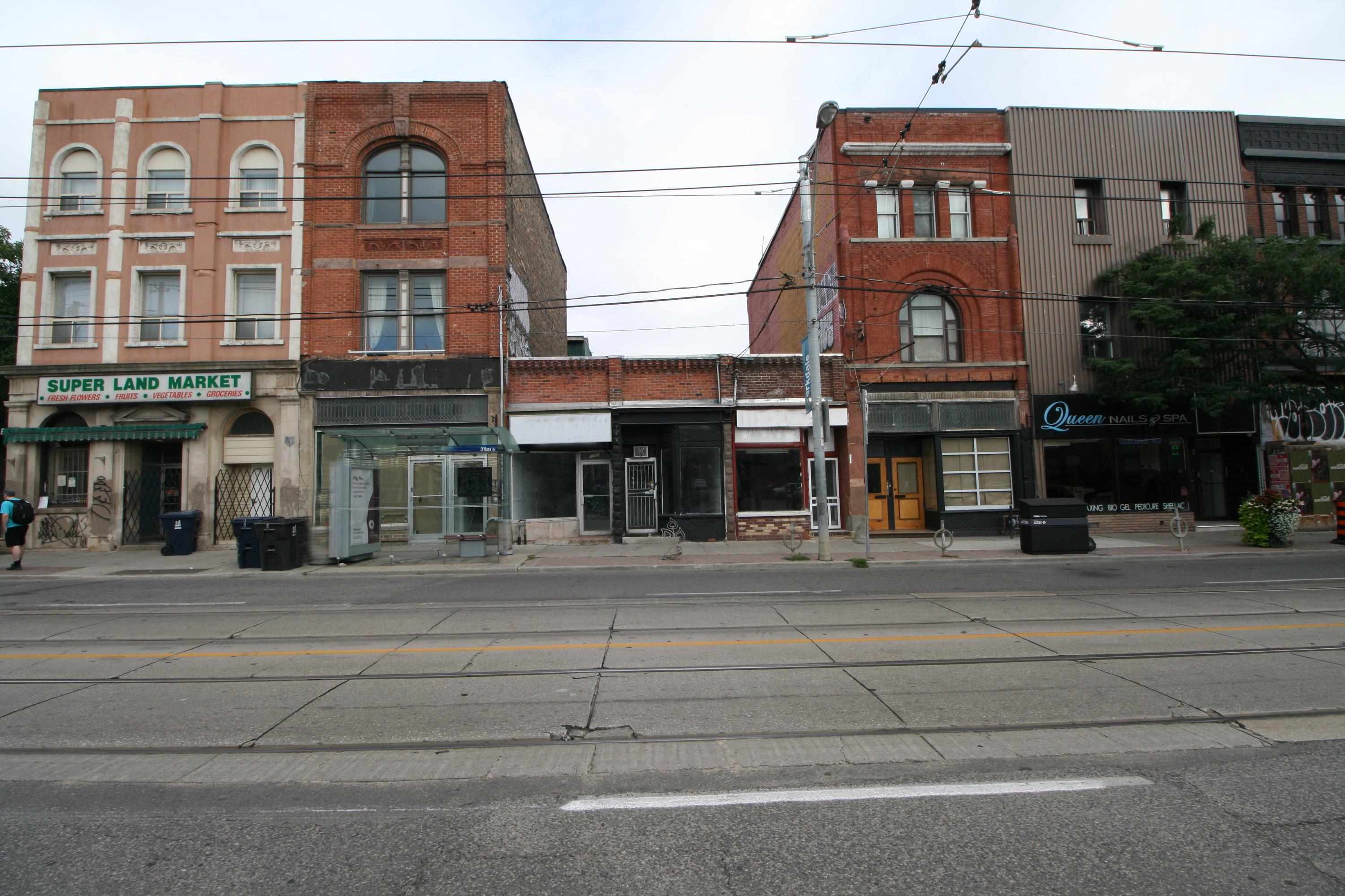 












1392, 1394 and 1396 Queen Street West

,
Toronto,




ON
M6K 1L7

