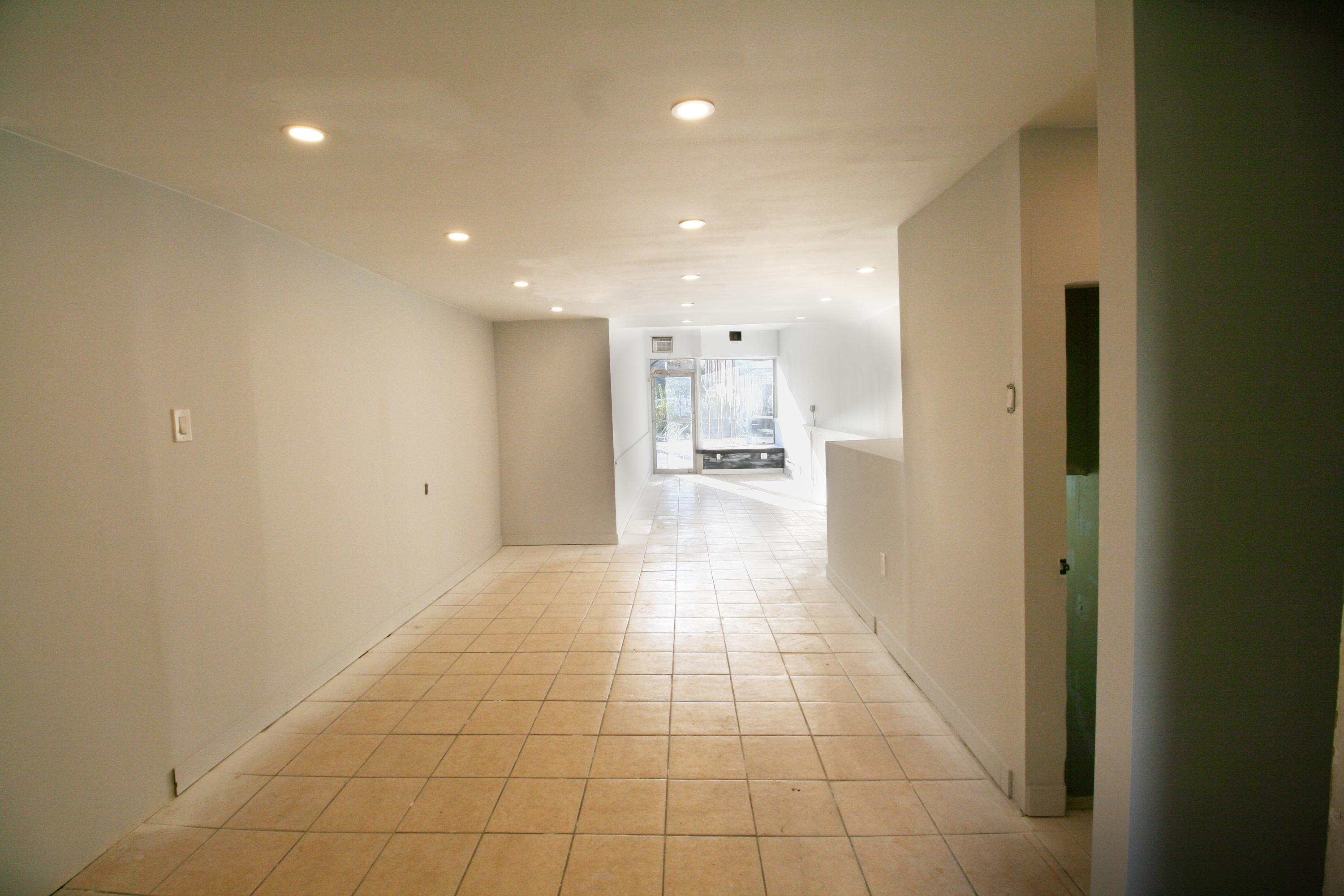 












1392, 1394 and 1396 Queen Street West

,
Toronto,




ON
M6K 1L7


