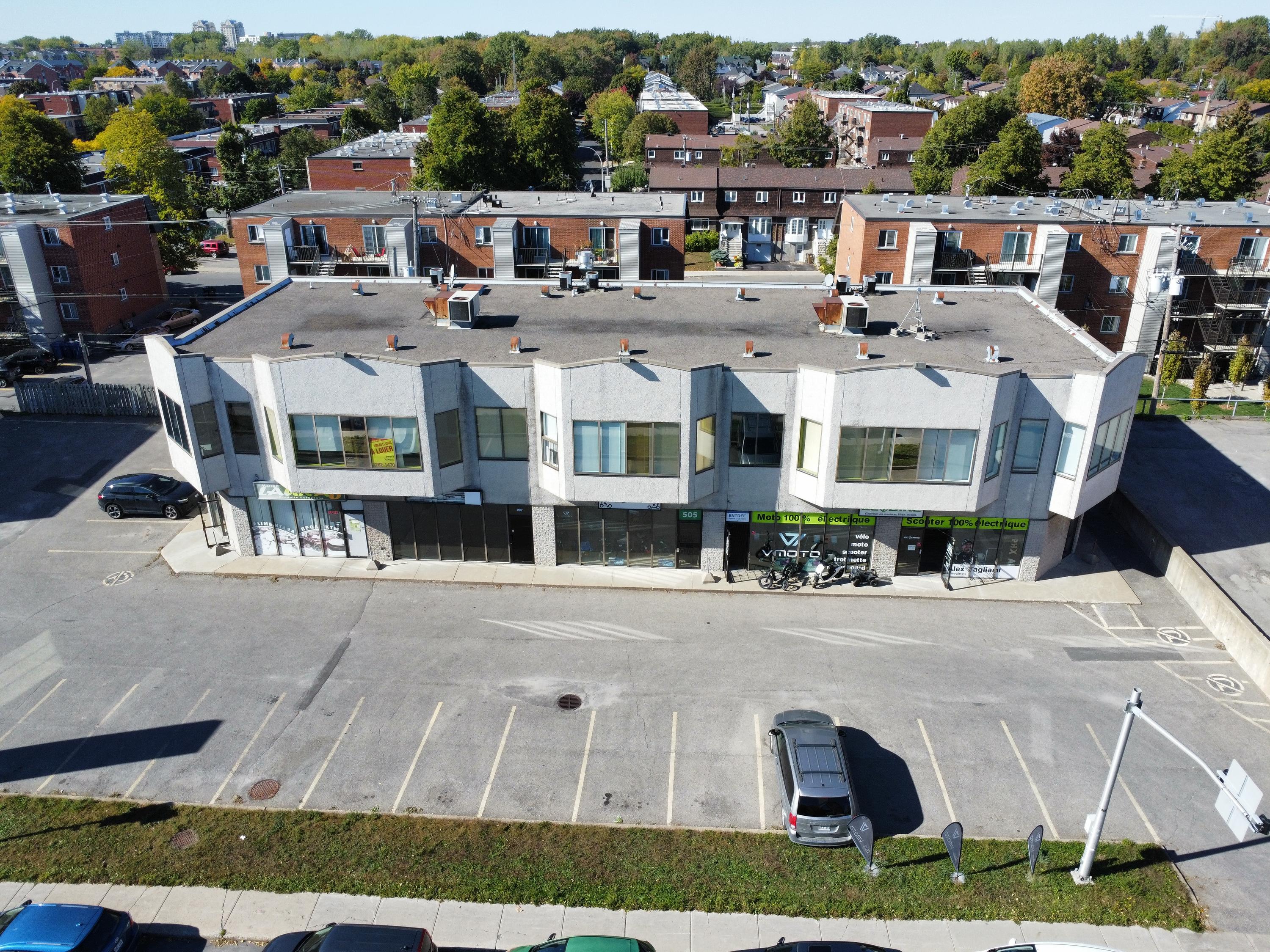 












495-515 boulevard Concorde Ouest

,
Laval,




QC
H7N 5L9

