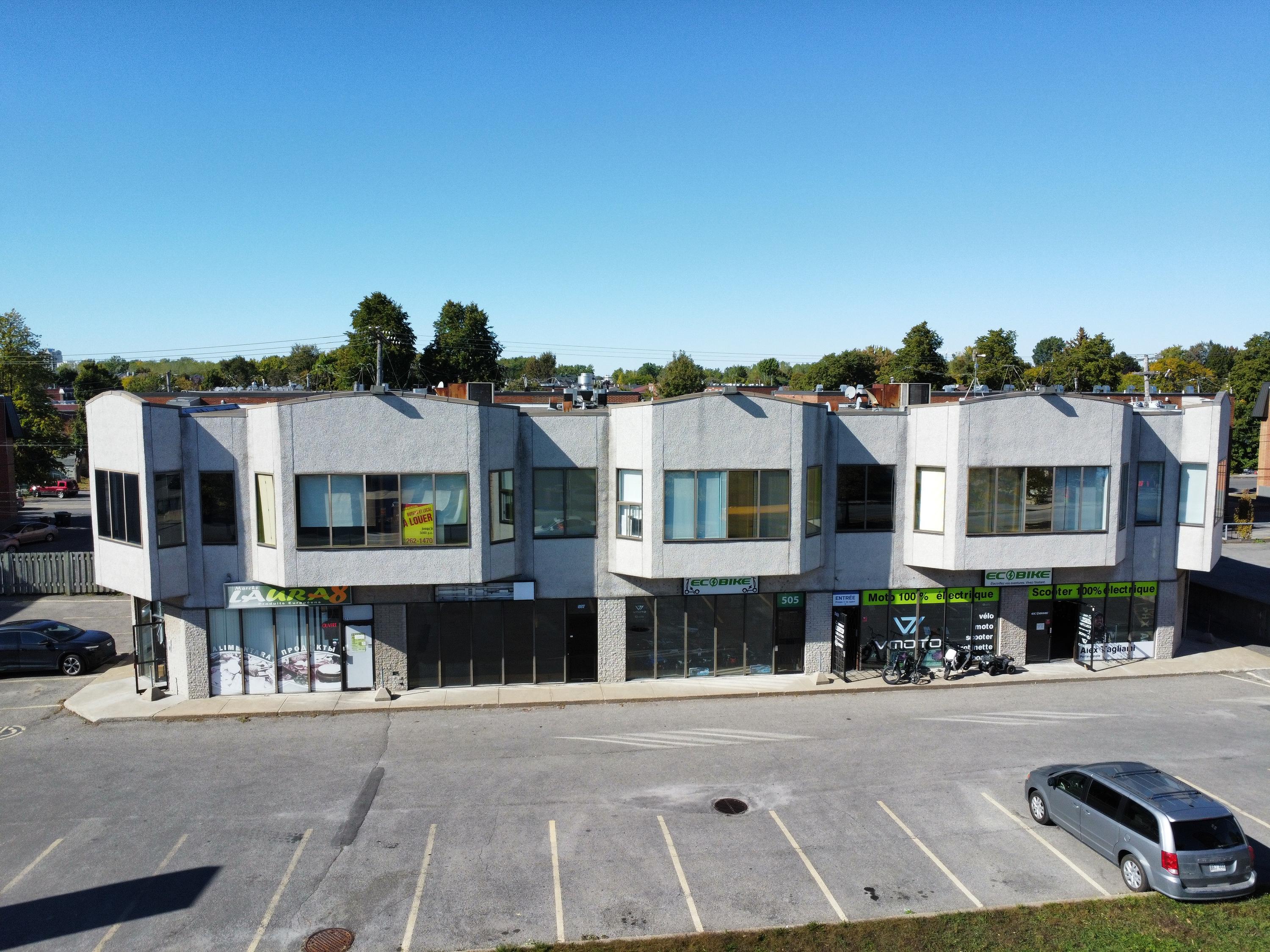 












495-515 boulevard Concorde Ouest

,
Laval,




QC
H7N 5L9

