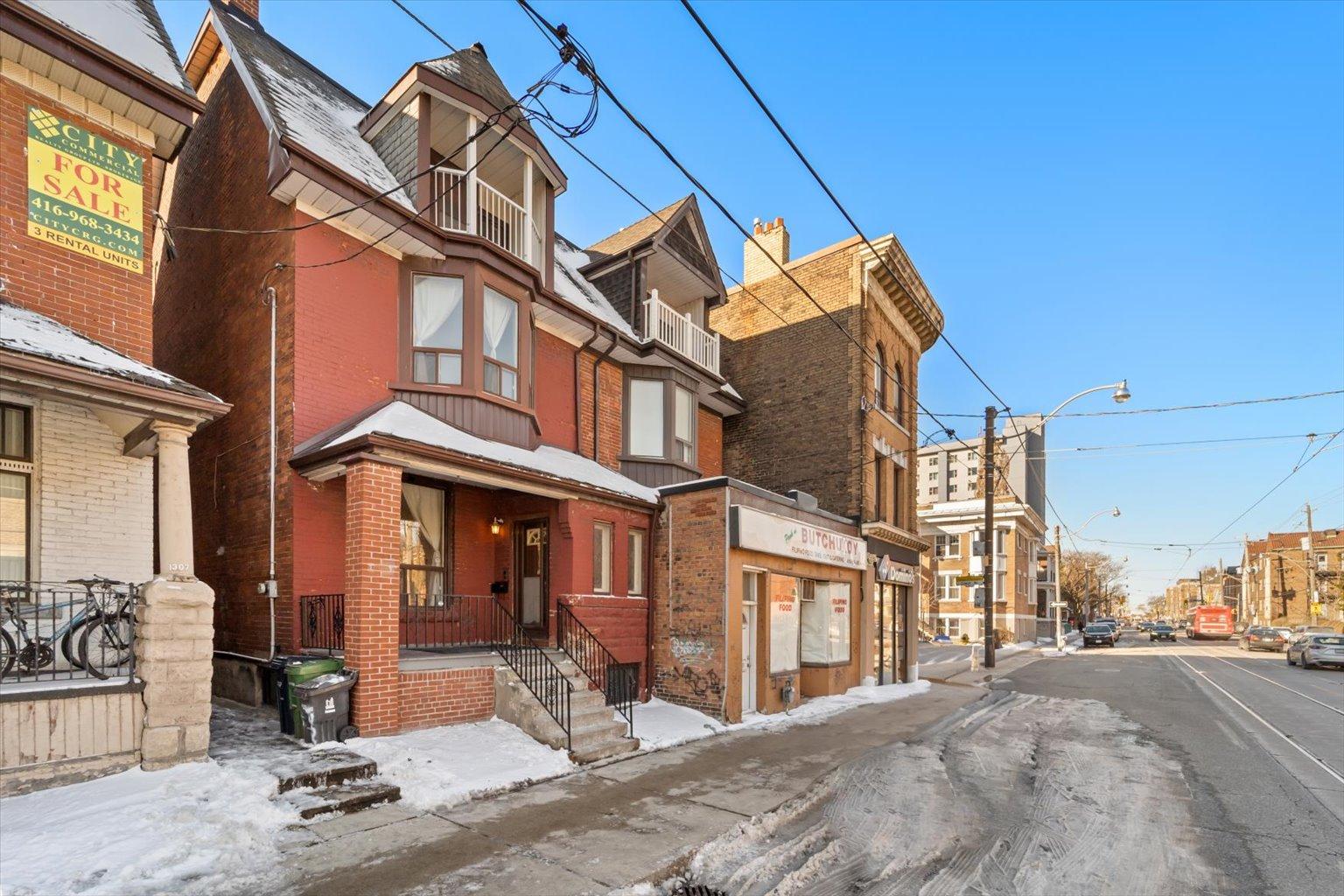 












1309 King Street West

,
Toronto ,




ON
M6K 1G9

