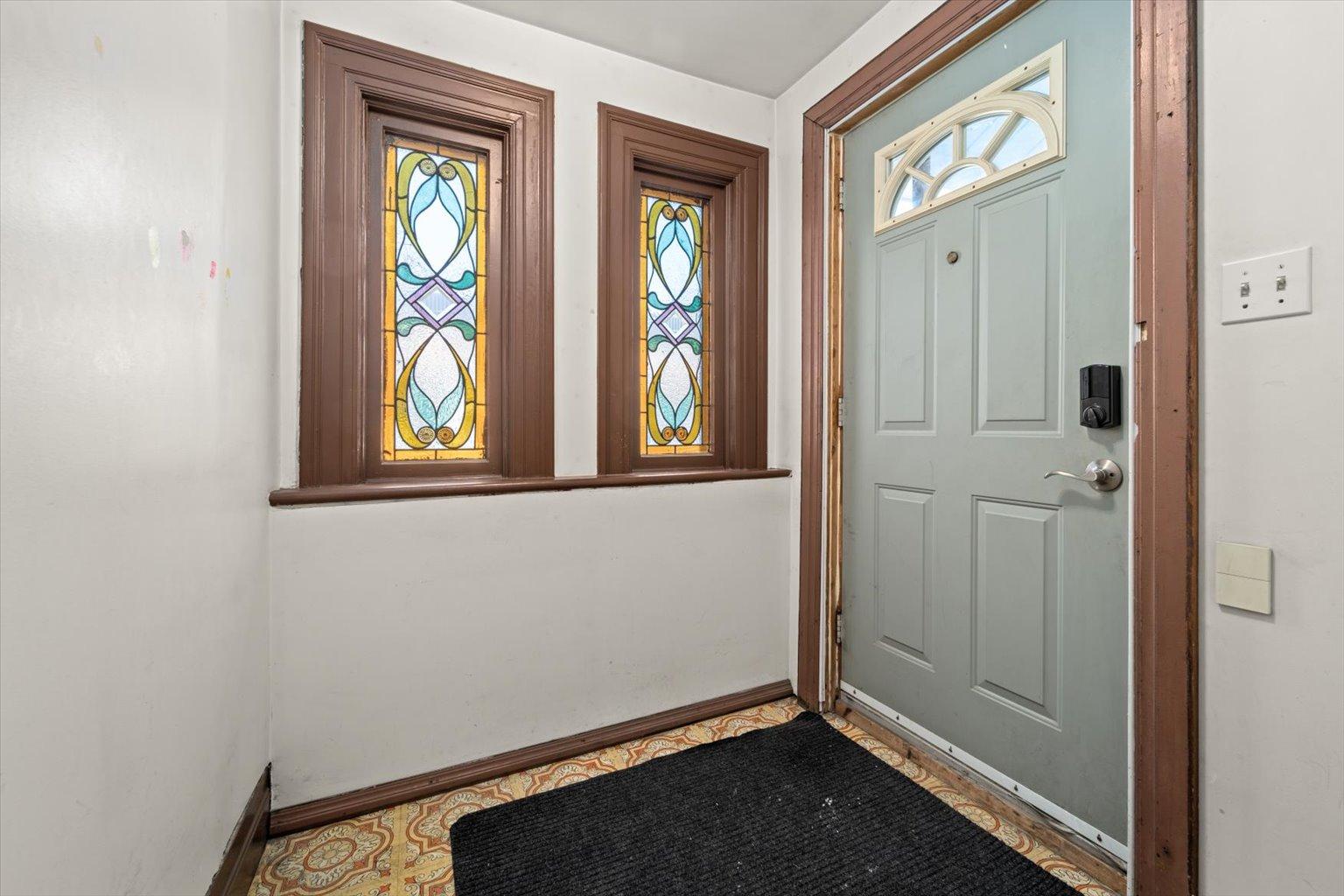 












1309 King Street West

,
Toronto ,




ON
M6K 1G9


