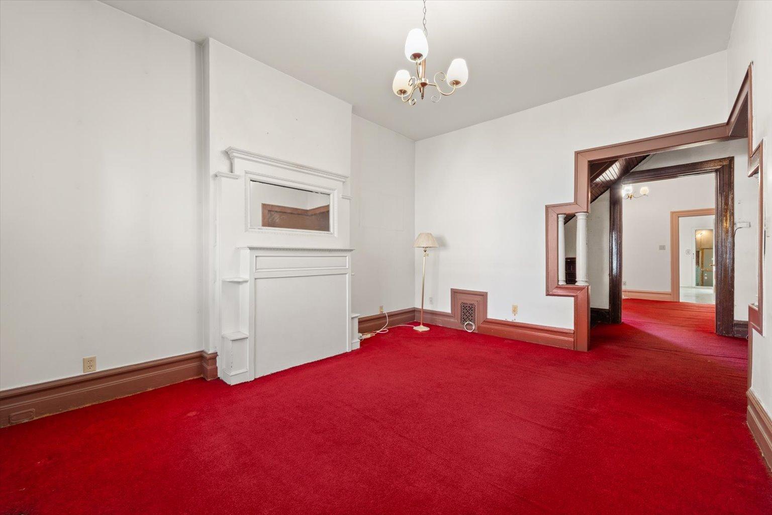 












1309 King Street West

,
Toronto ,




ON
M6K 1G9

