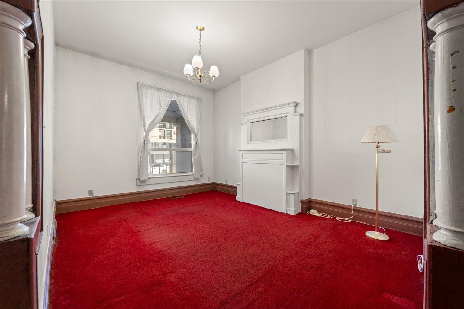 












1309 King Street West

,
Toronto ,




ON
M6K 1G9


