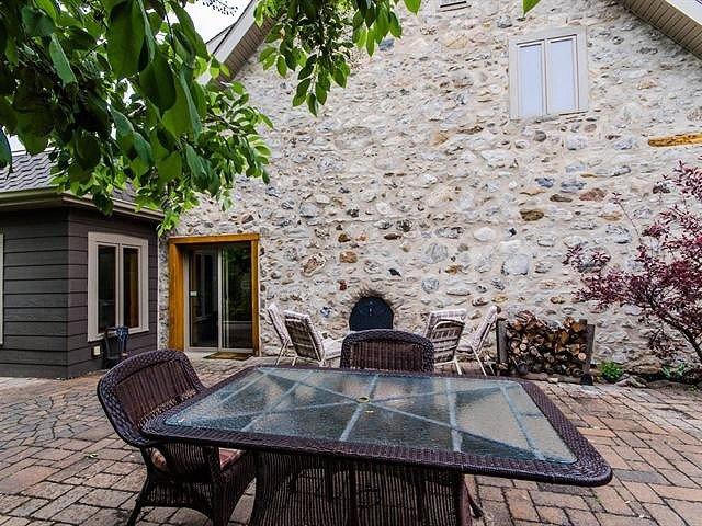 









9900


Boul. des Mille-Îles

,
Laval (Saint-François),




QC
H0A1G0

