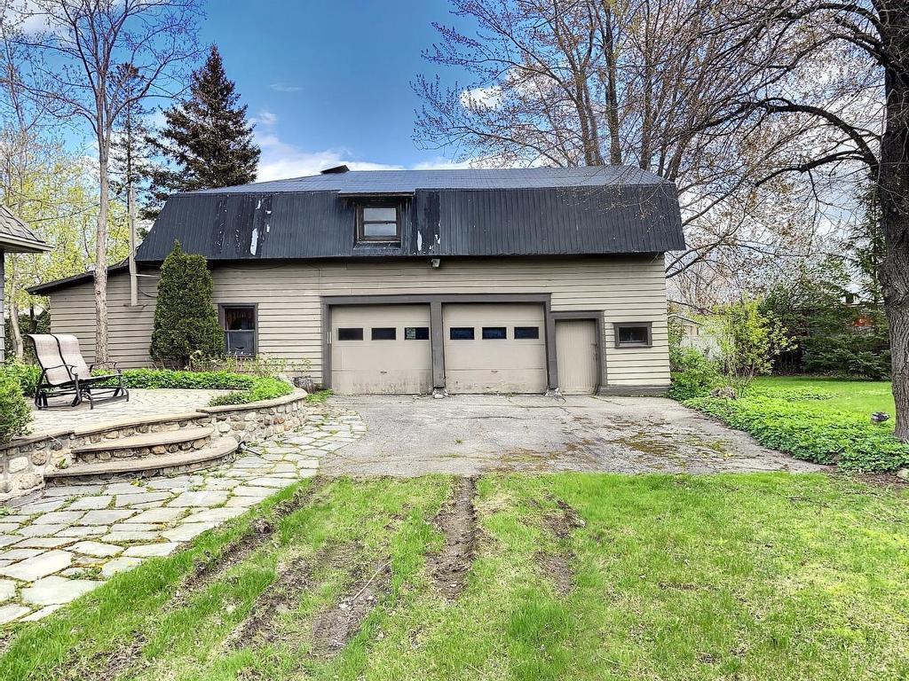 









9900


Boul. des Mille-Îles

,
Laval (Saint-François),




QC
H0A1G0

