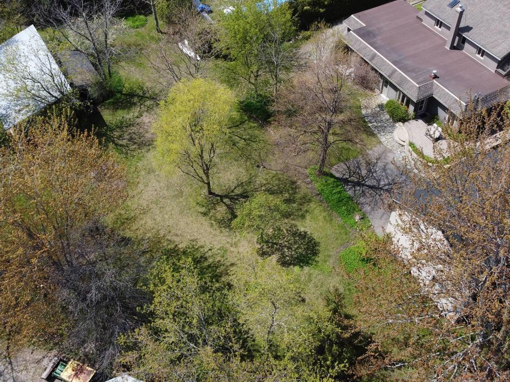 









9900


Boul. des Mille-Îles

,
Laval (Saint-François),




QC
H0A1G0

