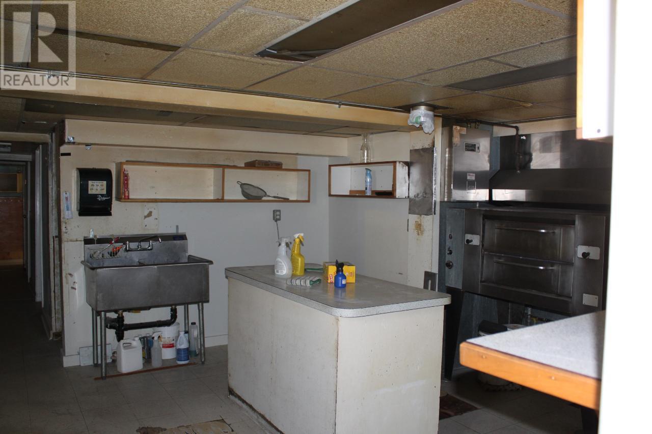 












93 5TH  NW Avenue

,
Nakusp,




British Columbia
V0G1R0

