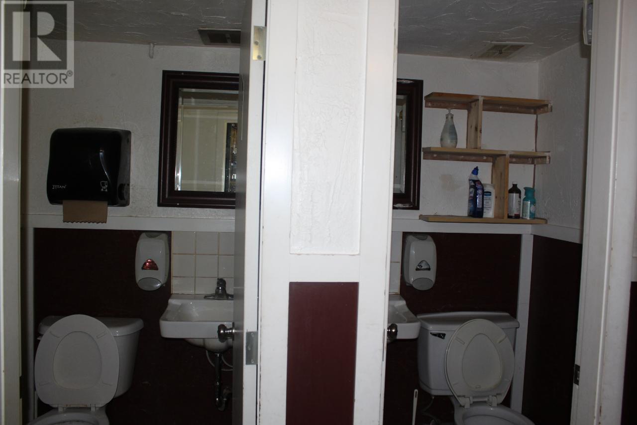 












93 5TH  NW Avenue

,
Nakusp,




British Columbia
V0G1R0

