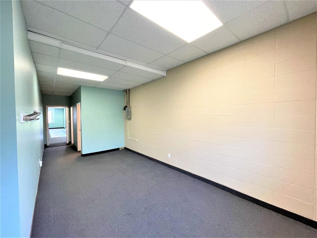 









4612


50

Street, Bay 3,
Ponoka,




AB
T4J 1S7

