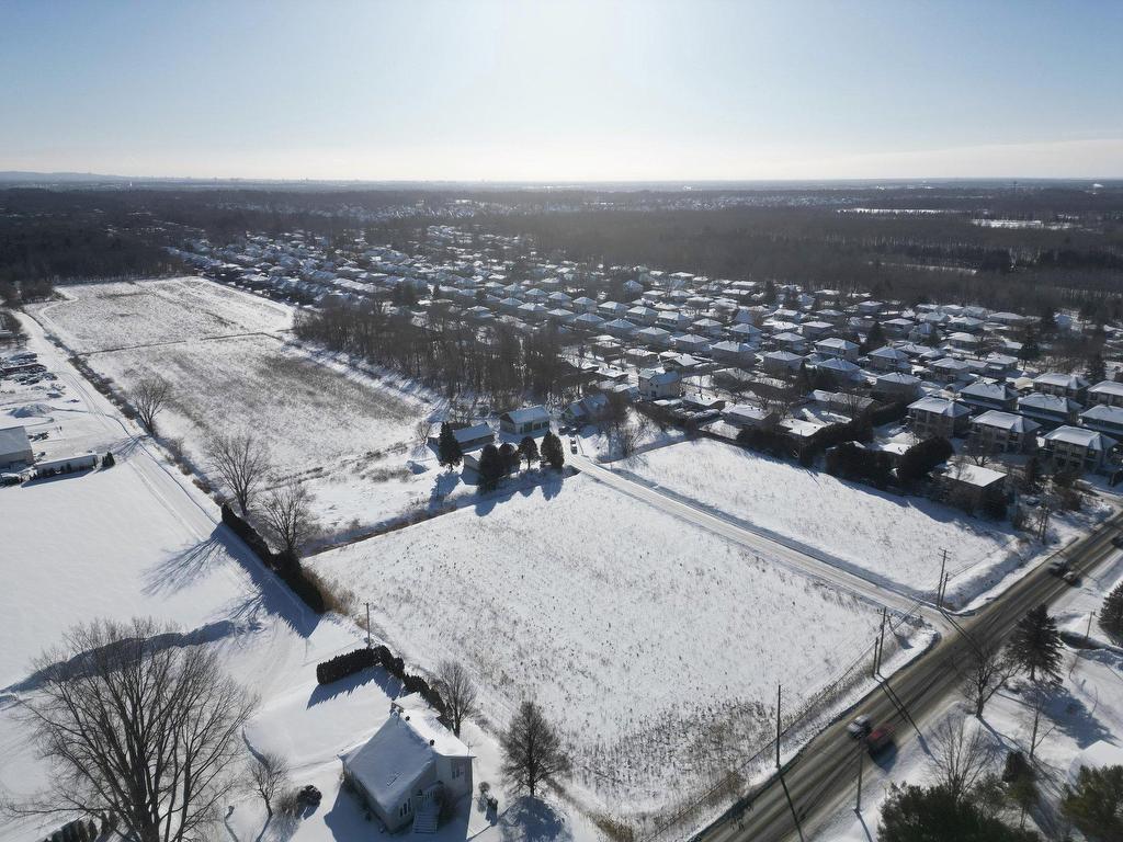 









419


Rue Venne

,
Blainville,







QC
J7E4H5

