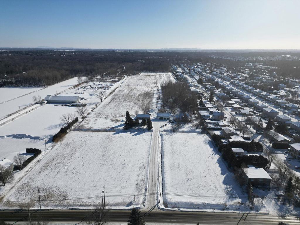 









419


Rue Venne

,
Blainville,







QC
J7E4H5

