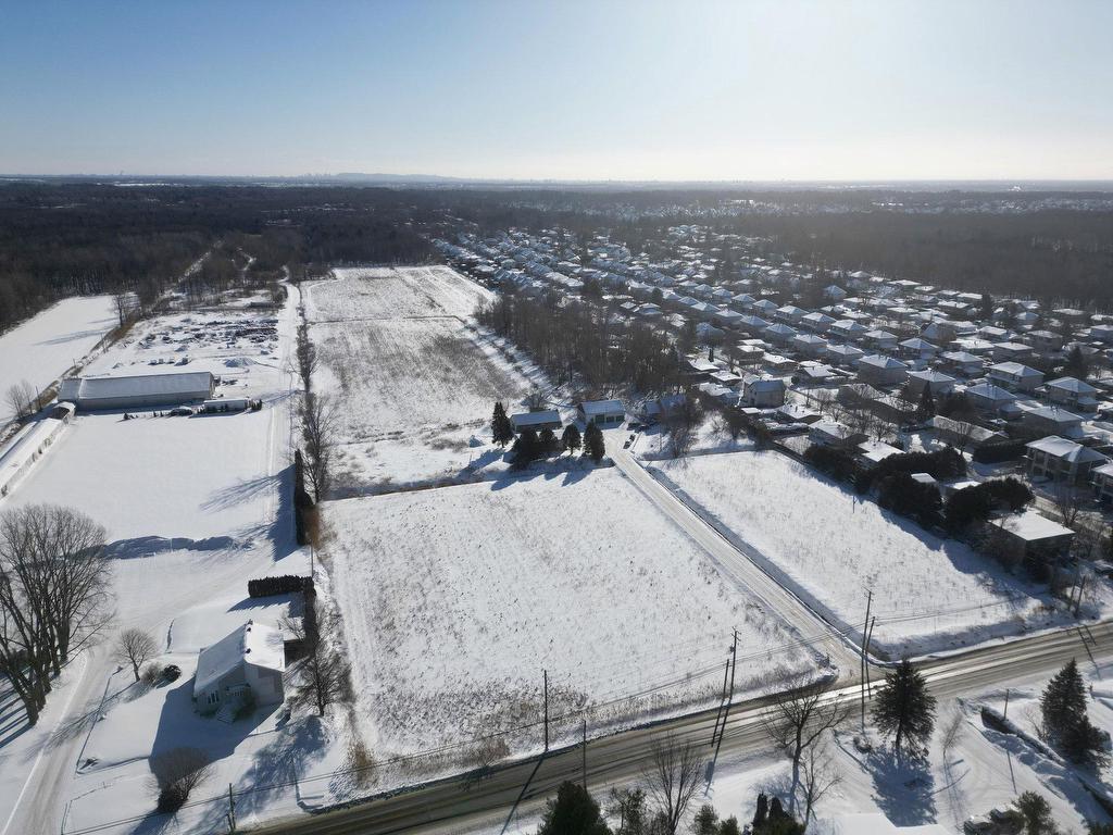 









419


Rue Venne

,
Blainville,







QC
J7E4H5


